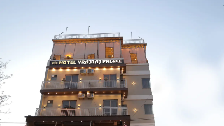 Hotel Vrajral Palace – Hotel For Family in Udaipur