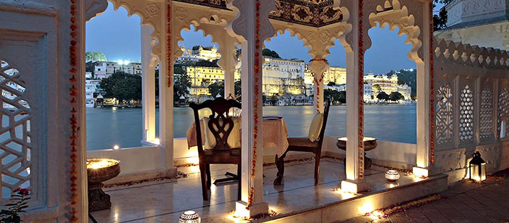 Restaurant Ambrai udaipur