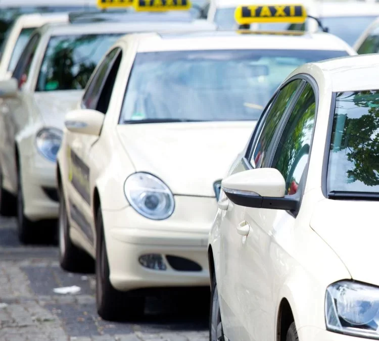 Heena Taxi Udaipur – Your Trusted Travel Partner for Exploring Rajasthan