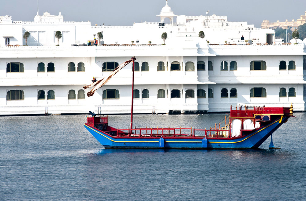 lake-palace-udaipur